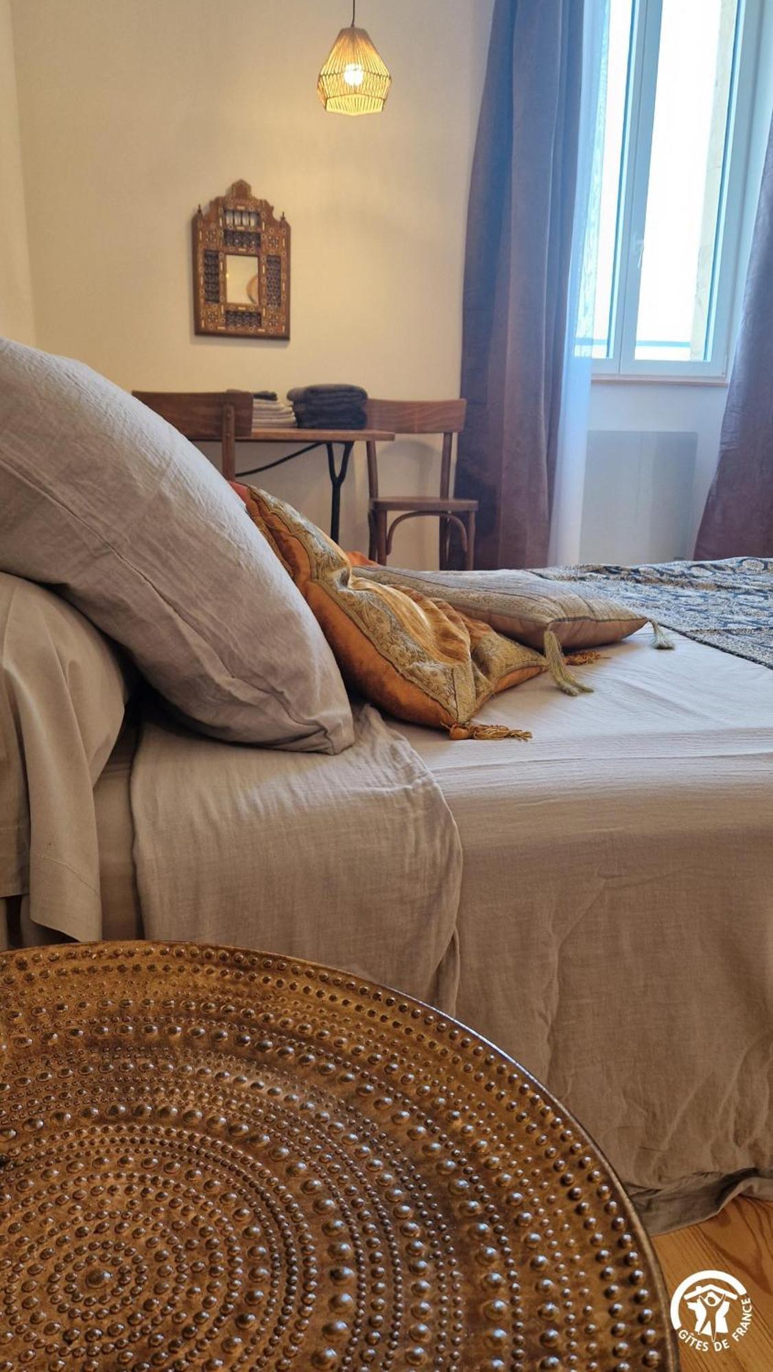 Aux Roses De Cedres Chambre Savane Salvagnac Luaran gambar