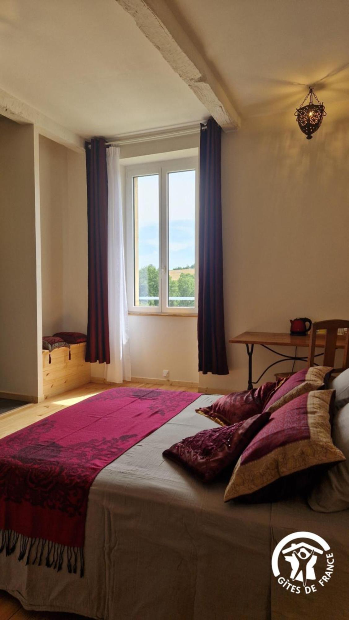 Aux Roses De Cedres Chambre Savane Salvagnac Luaran gambar